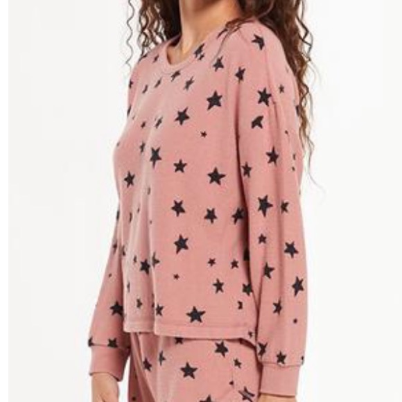 🆕 Z Supply Bridget Star Top/Sweatshirt - Picture 3 of 3